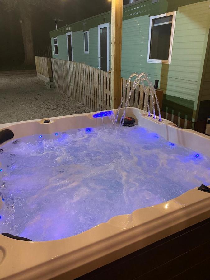 Tranquil Holiday Home ヨーク エクステリア 写真